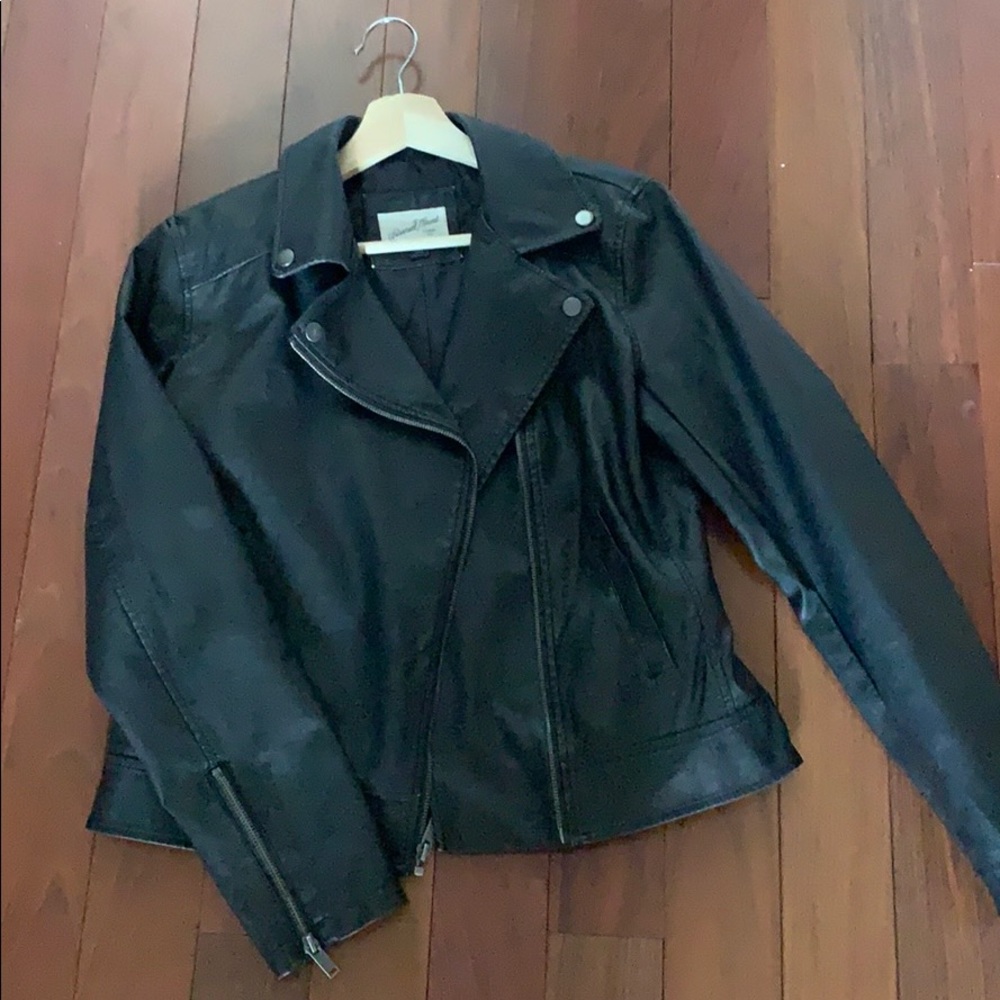 Universal thread faux leather jacket small